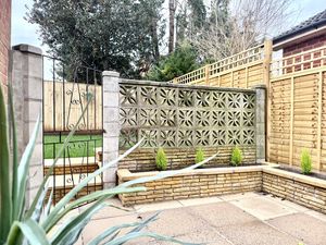 Patio- click for photo gallery